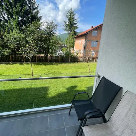 Apartman Vrtovi Riverine *